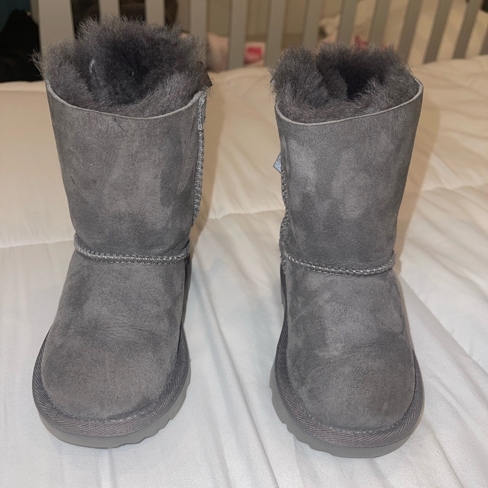 TODDLER UGG BAILEY BOW II BOOT - Picture 1 of 4